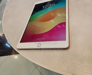 New Apple iPad 10.2 (2021) 128 GB