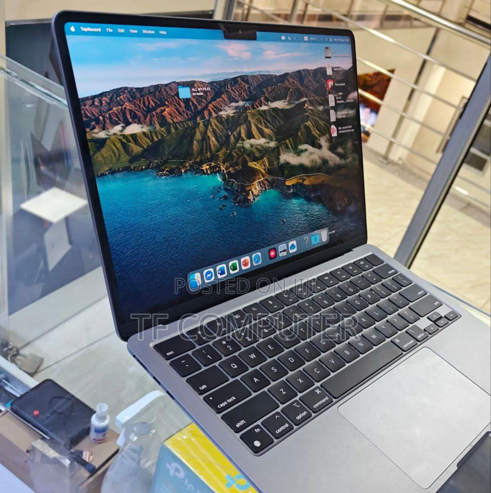 New Laptop Apple MacBook Air 2023 M2 8GB Apple M2 SSD 512GB