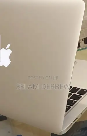 New Laptop Apple MacBook Air 2017 8GB Intel Core I5 SSD 128GB