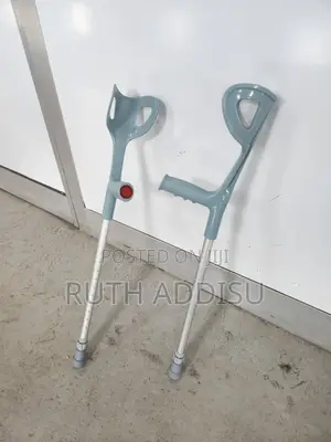 Crutches鵝黃elbow Crutches麗嵐elbow Crutches膊我elbow Crutches肺臟crutches