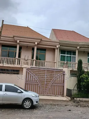 4bdrm Farm House in Adis Ababa, Bole for sale