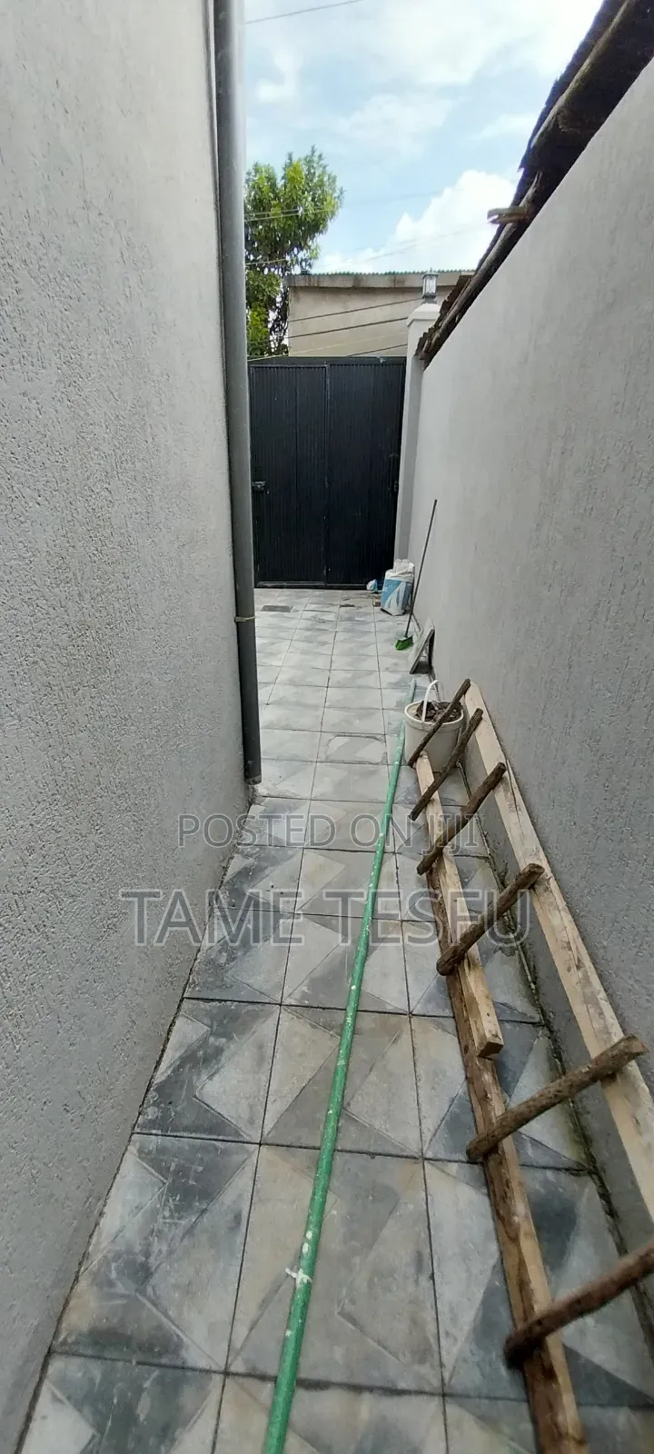 Furnished 3bdrm Villa in Wesene, Yeka for sale