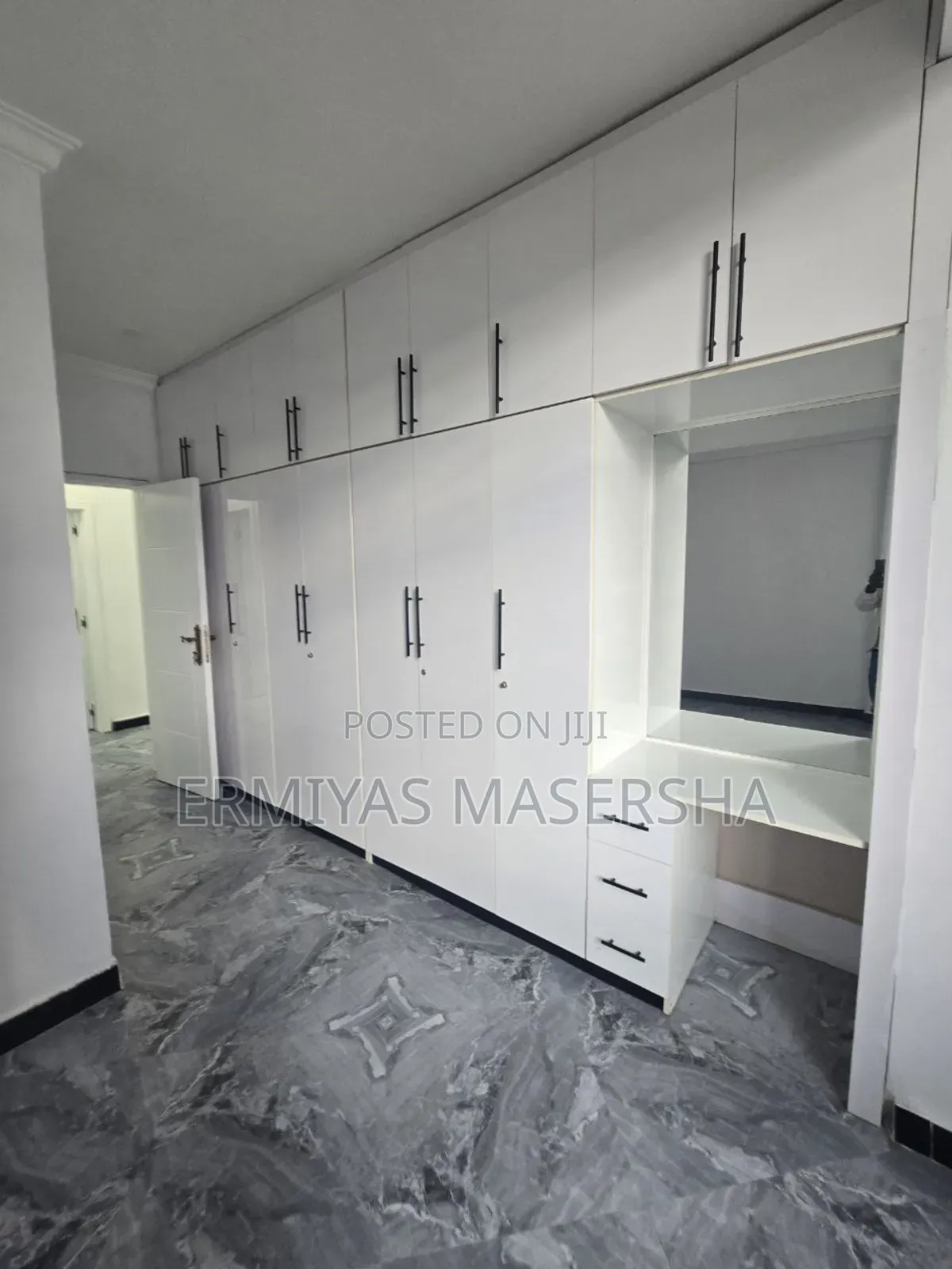 3bdrm Apartment in Bole for sale