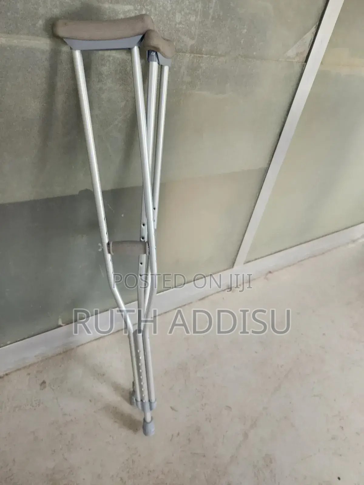 Axillary Bilateral Crutches𧙕冚crutches求弘crutches參丘crutches庫載crutches