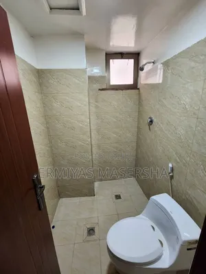 3bdrm Apartment in Yeka for sale
