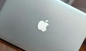 New Laptop Apple MacBook Air 2015 8GB Intel Core I5 SSD 256GB