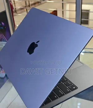 New Laptop Apple MacBook Pro M1 16GB AMD A10 SSD 512GB