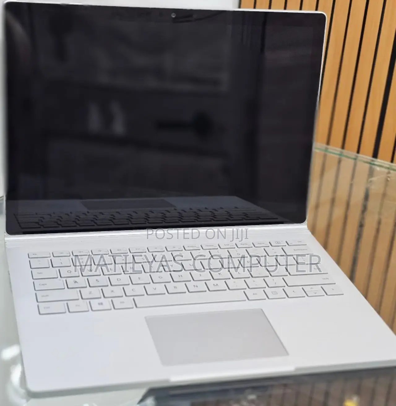 New Laptop Microsoft Surface Book 3 16GB Intel Core I7 SSD 256GB