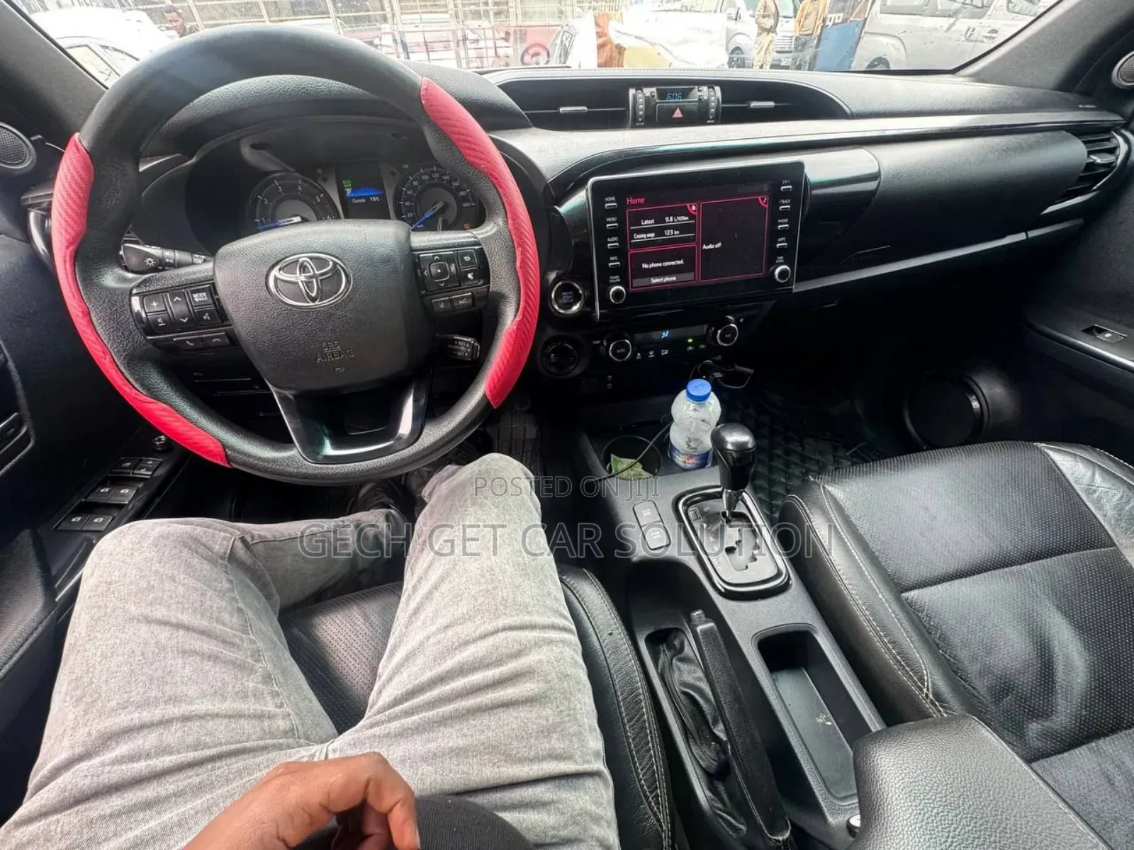 Toyota Hilux 2022 Brown