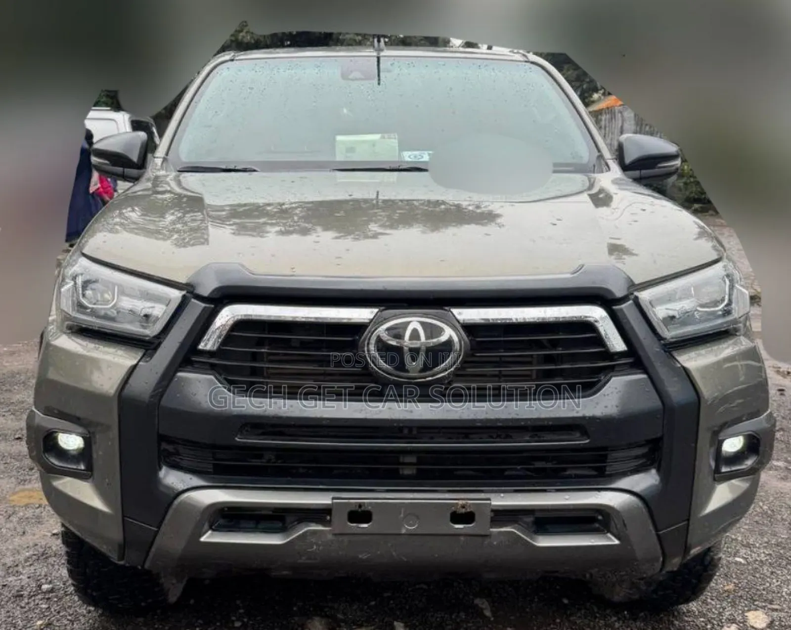 Toyota Hilux 2022 Brown