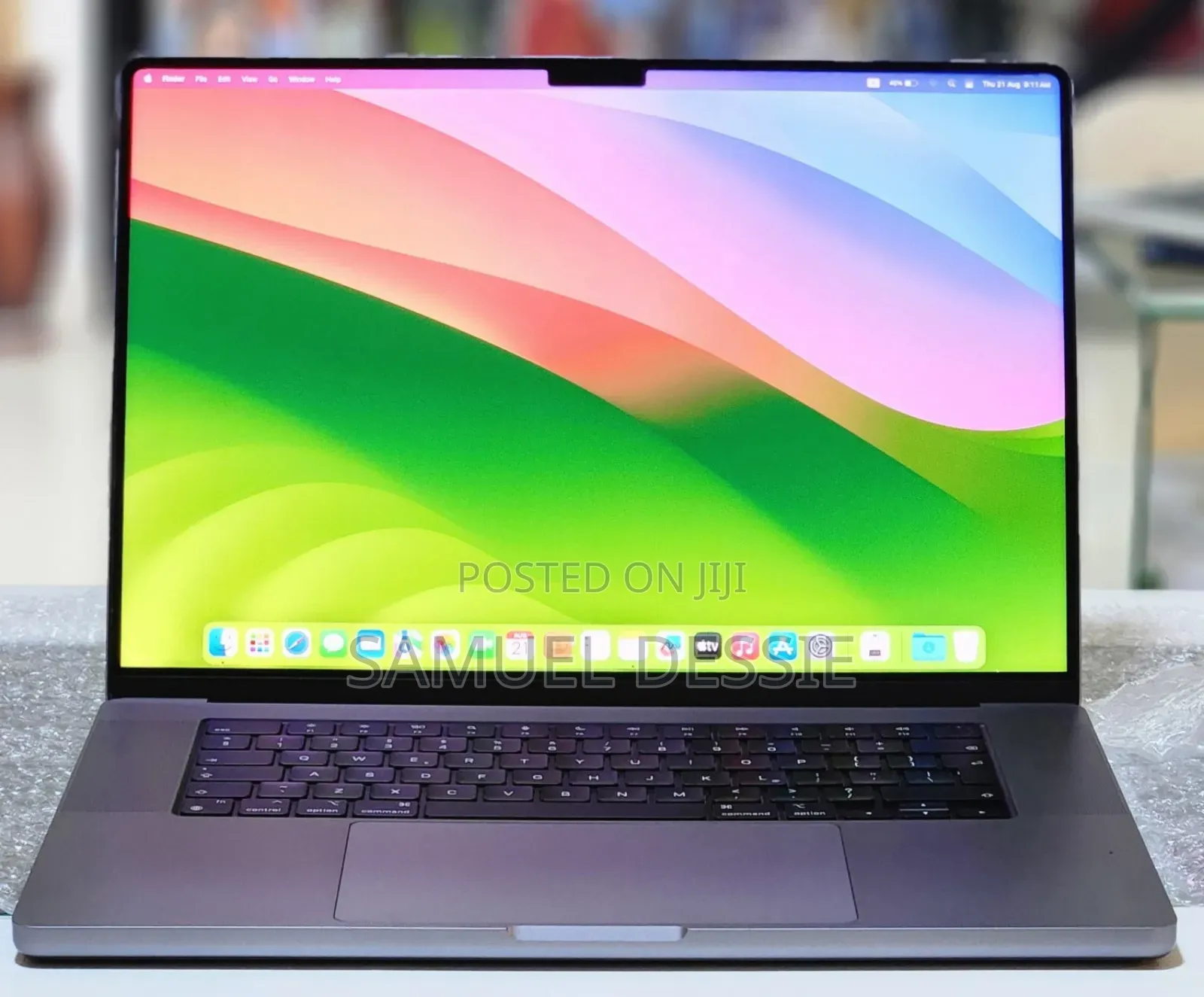 New Laptop Apple MacBook Pro 2021 M1 32GB Apple M1 SSD 512GB