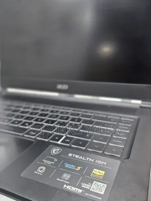New Laptop MSI Stealth 16 AI Studio 16GB Intel Core I7 SSD 1T