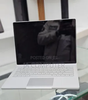 New Laptop Microsoft Surface Book 3 16GB Intel Core I7 SSD 256GB