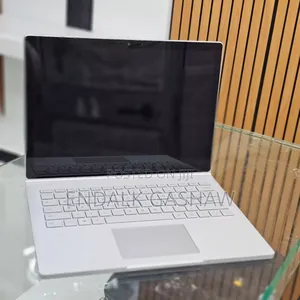 New Laptop Microsoft Surface Book 3 16GB Intel Core I7 SSD 256GB