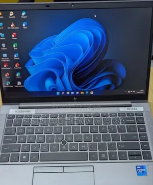New Laptop HP ZBook 14 16GB Intel Core I7 SSD 512GB