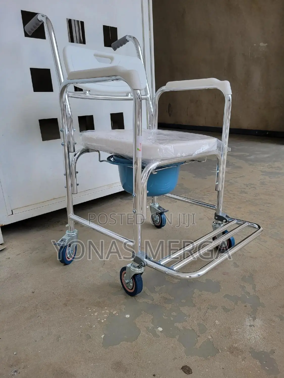 Toilet+Commode Chair盌¥Bathroom+Bedside Chair奔₱Rust-Proof Shower Chair