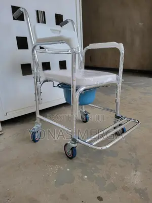 Toilet+Commode Chair盌¥Bathroom+Bedside Chair奔₱Rust-Proof Shower Chair