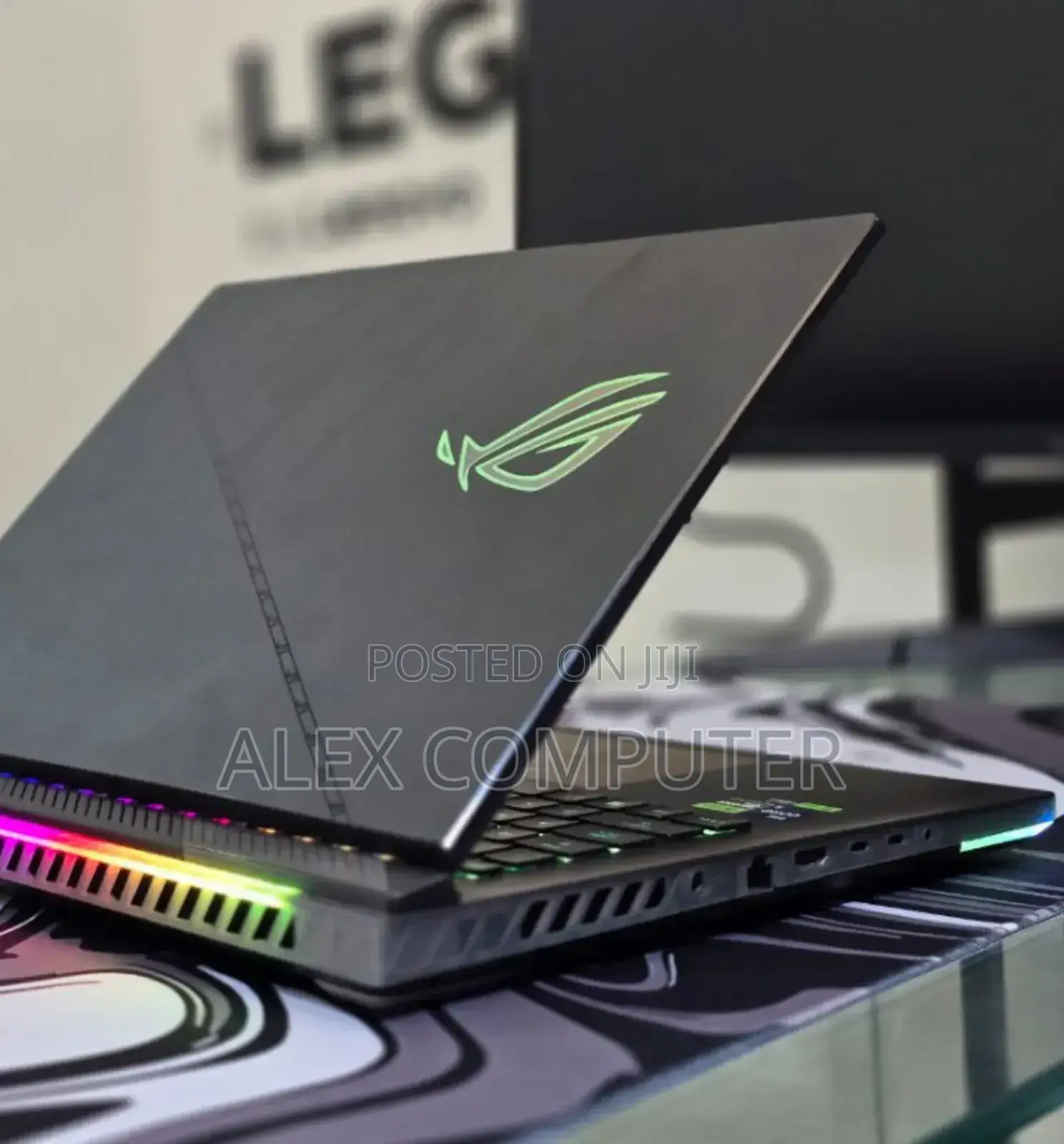 New Laptop Asus ROG Strix SCAR 15 16GB Intel Core I9 SSD 1T