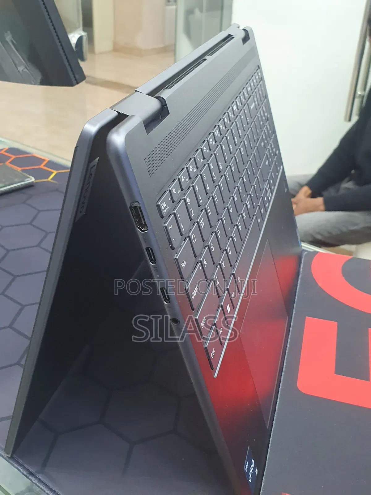 New Laptop Lenovo Yoga 7i 16GB Intel Core I7 SSD 1T