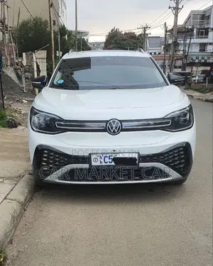 Volkswagen ID.6 2024 White