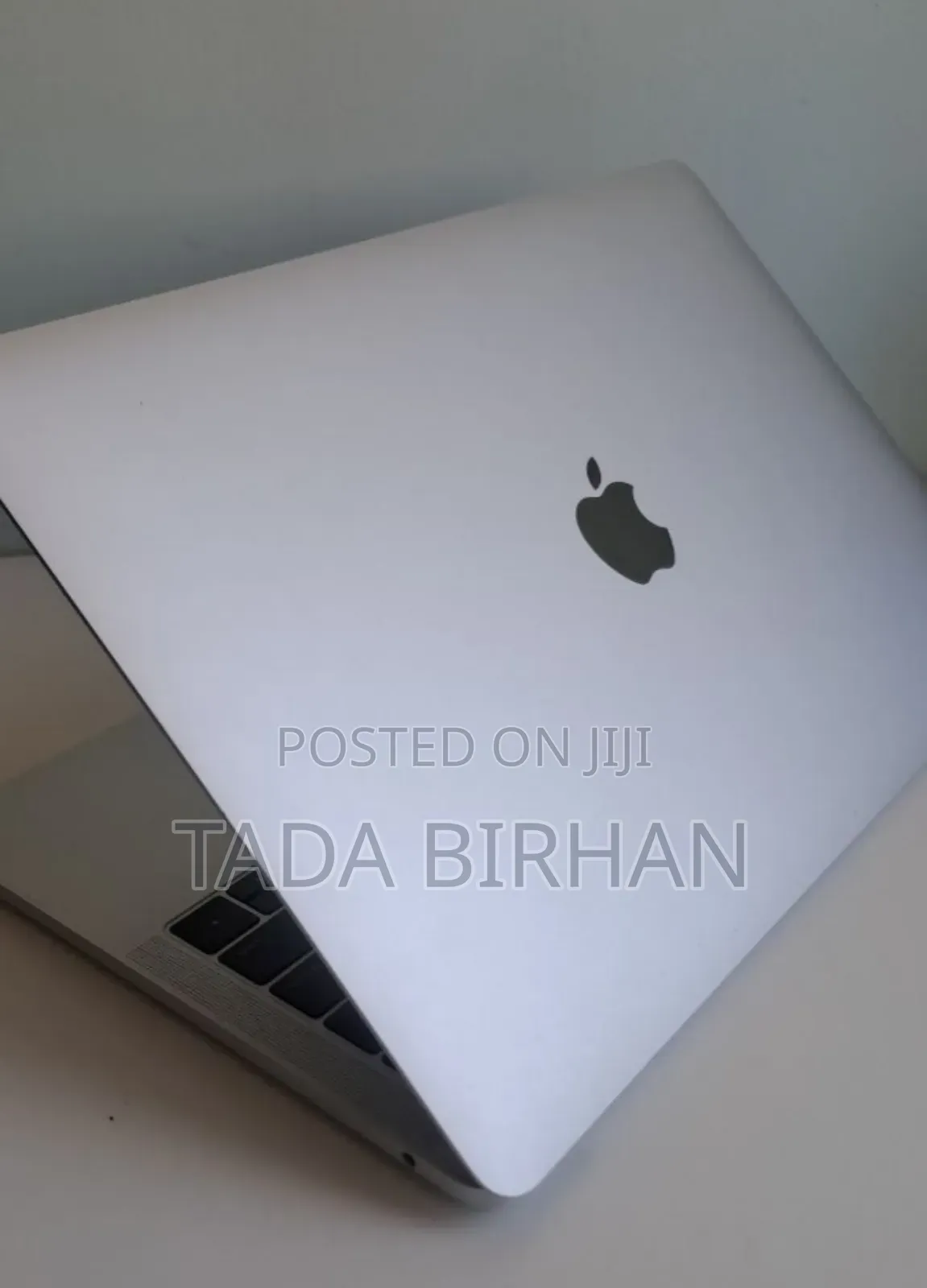 New Laptop Apple MacBook Pro 2017 8GB Intel Core I5 SSD 128GB