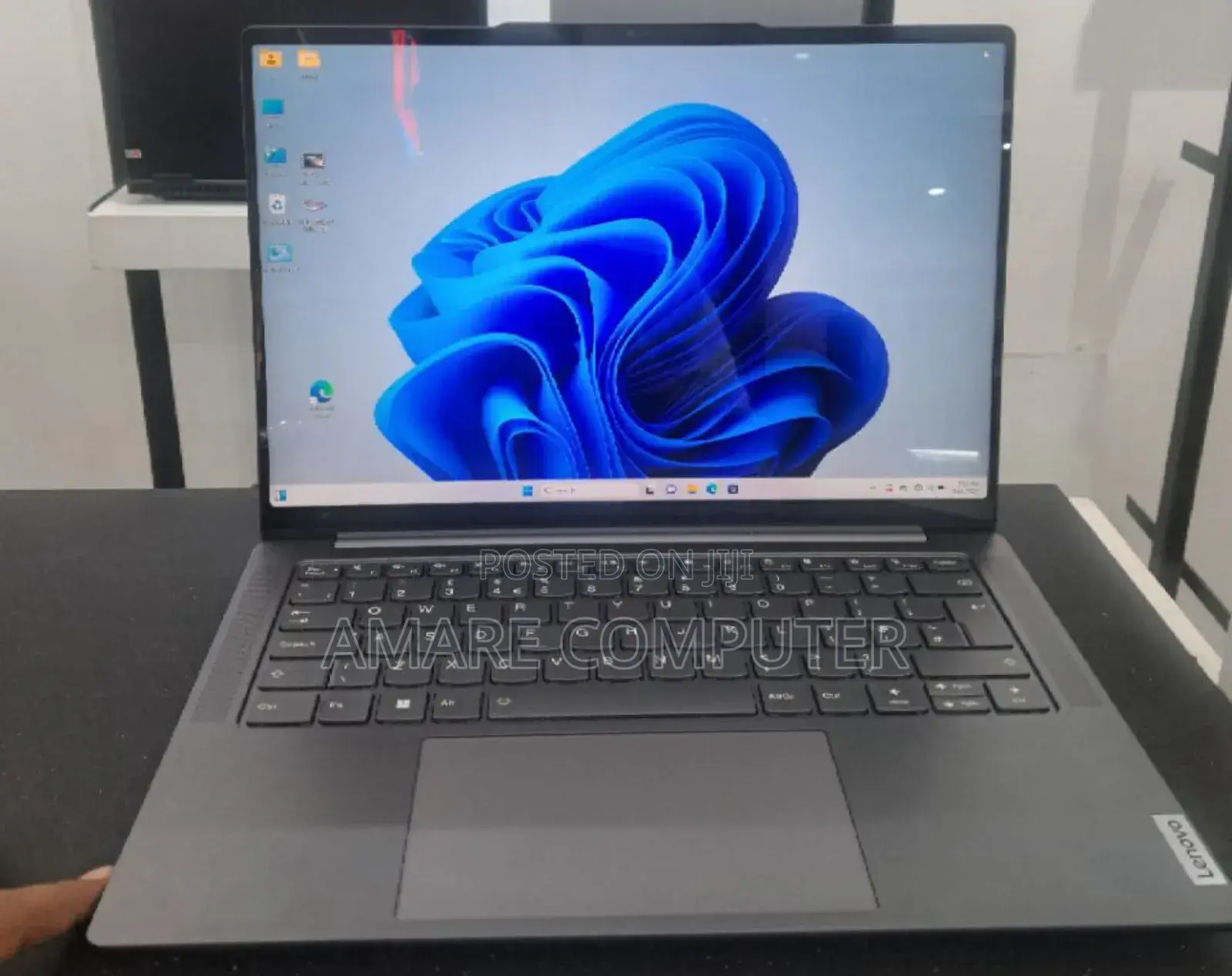 New Laptop Lenovo 16GB Intel Core I5 SSD 1T