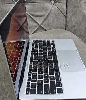 New Laptop Apple MacBook Air 2020 8GB Intel Core I5 SSD 512GB