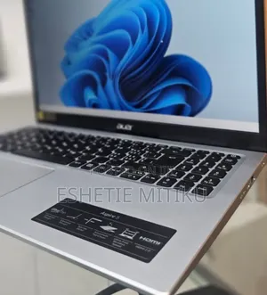 New Laptop Acer Aspire 5 8GB Intel Core I5 HDD 1T