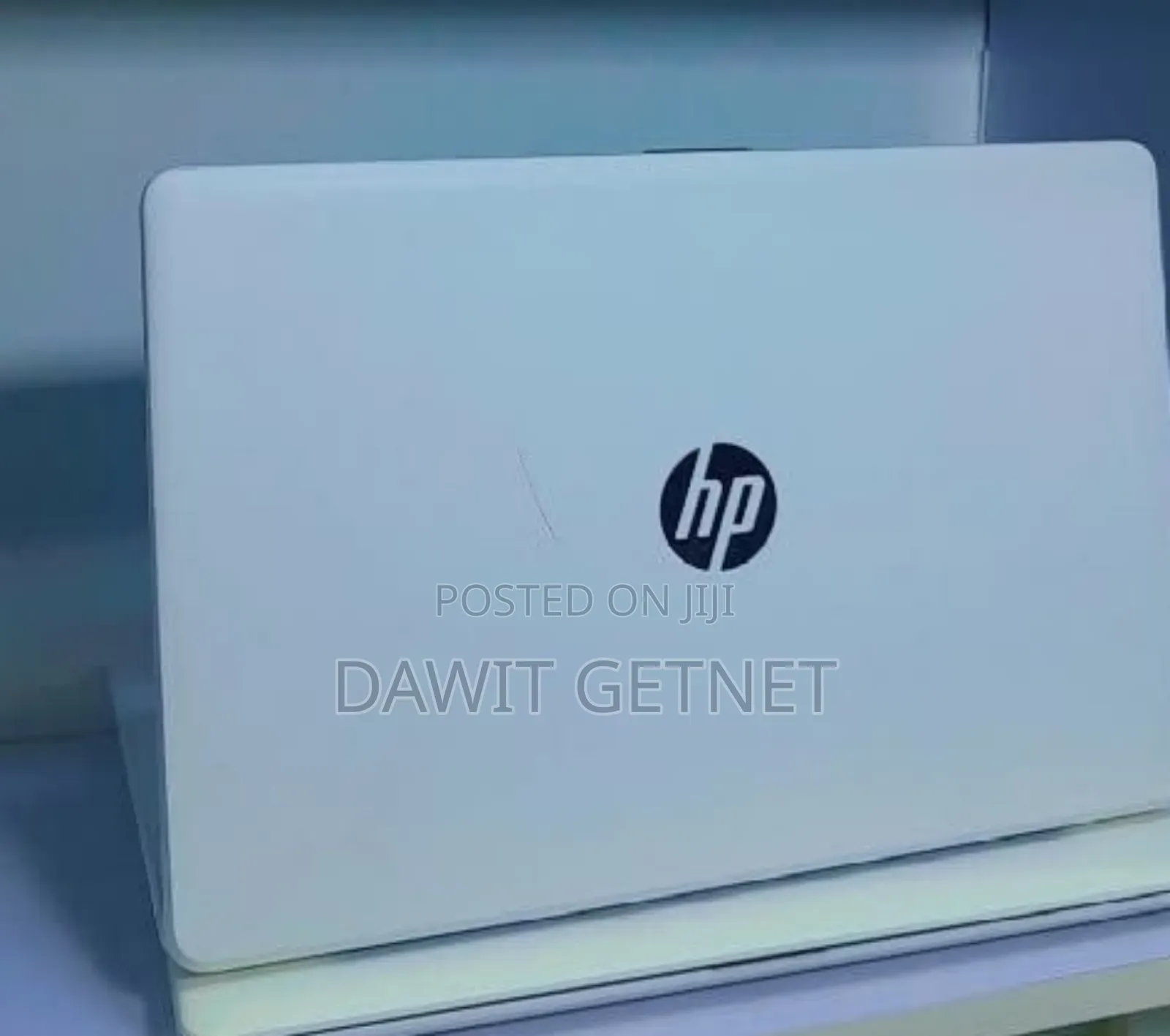 New Laptop HP Pavilion 15 4GB Intel Xeon SSD 500GB