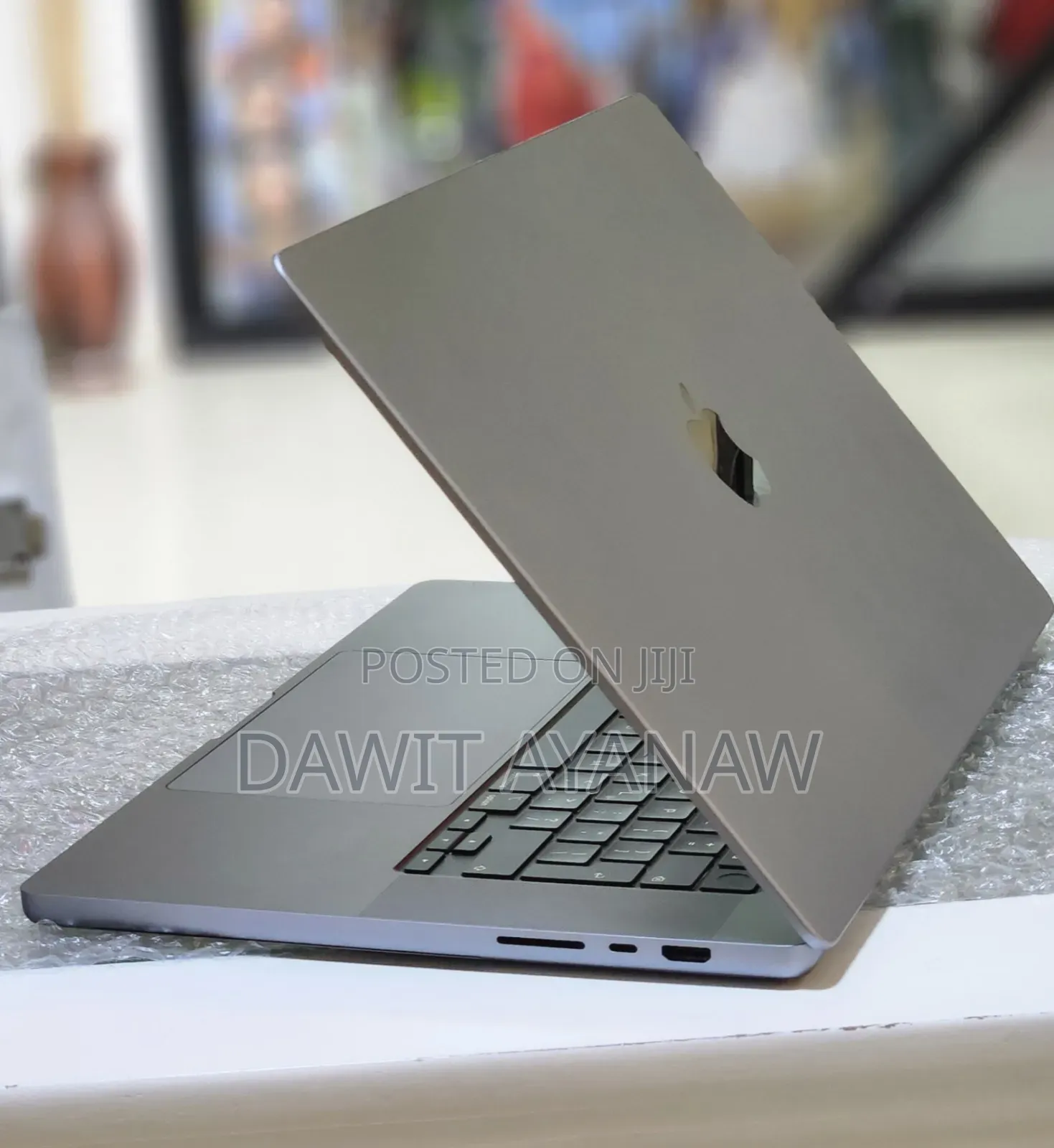 New Laptop Apple MacBook Pro 2021 M1 16GB Apple M1 Max SSD 512GB
