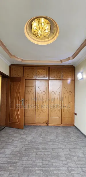 3bdrm Apartment in Yeka for sale