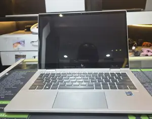 New Laptop HP Elite X2 G8 16GB Intel Core i5 SSD 512GB