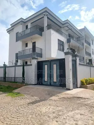 7bdrm Farm House in Adis Ababa, Bole for sale