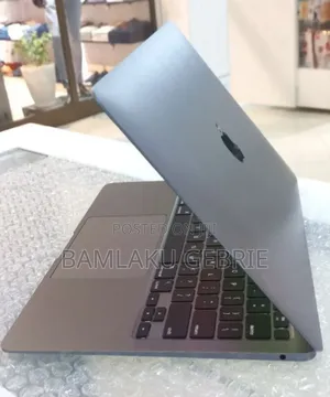 New Laptop Apple MacBook Air 2020 M1 8GB Apple M1 SSD 256GB