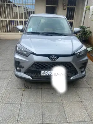 Toyota Raize 2023 Silver