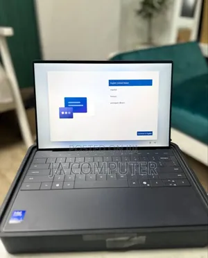 New Laptop Dell XPS 13 16GB Intel Core Ultra 7 SSD 512GB