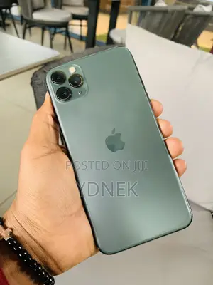 Apple iPhone 11 Pro Max 64 GB Green