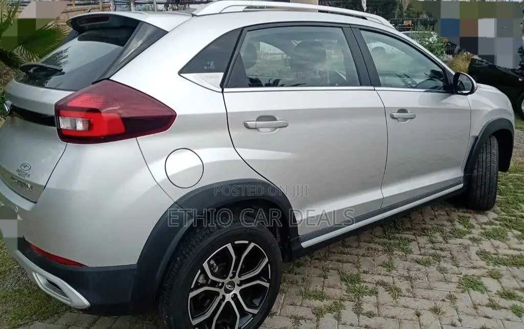 Chery Tiggo 2 2022 Silver
