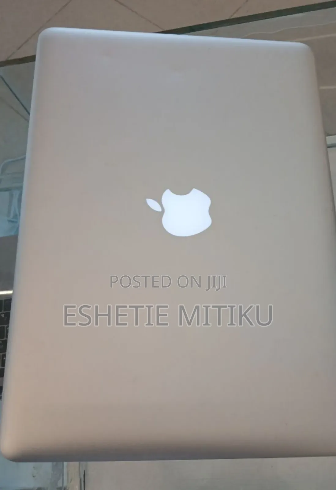 New Laptop Apple MacBook Pro 2012 8GB Intel Core I5 SSD 256GB