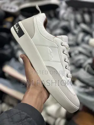 Clarks Flat White Mens Classic Shoes