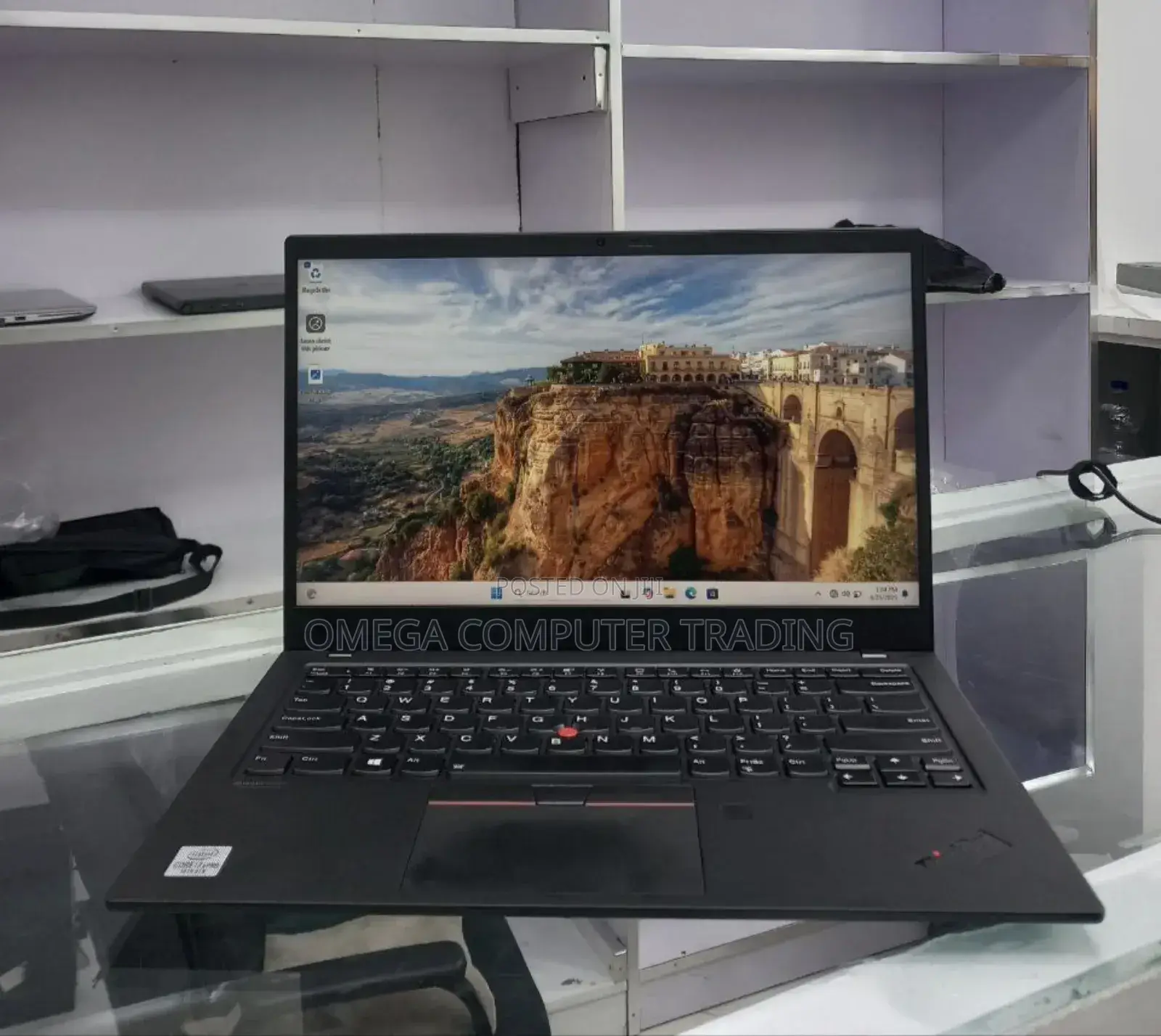 New Laptop Lenovo ThinkPad X1 Carbon 16GB Intel Core i7 SSD 512GB