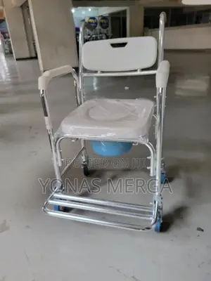 Multiple Function Toilet Chair詹፶commode Chair兢§Waterprof Rolling Chair