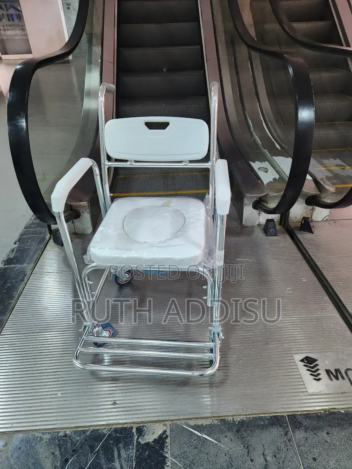 Toilet Chair轟動commode Wheelchair雞肉poty Wheelchair胺過commode Wheelchair