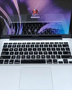 New Laptop Apple MacBook 2012 8GB Intel Core I5 SSD 256GB