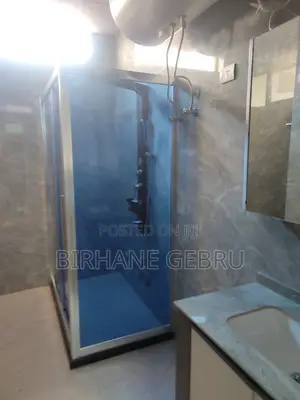 4 Bedroom Luxury Semi Fernished Apartiment for Rent