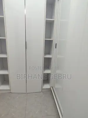 4 Bedroom Luxury Semi Fernished Apartiment for Rent