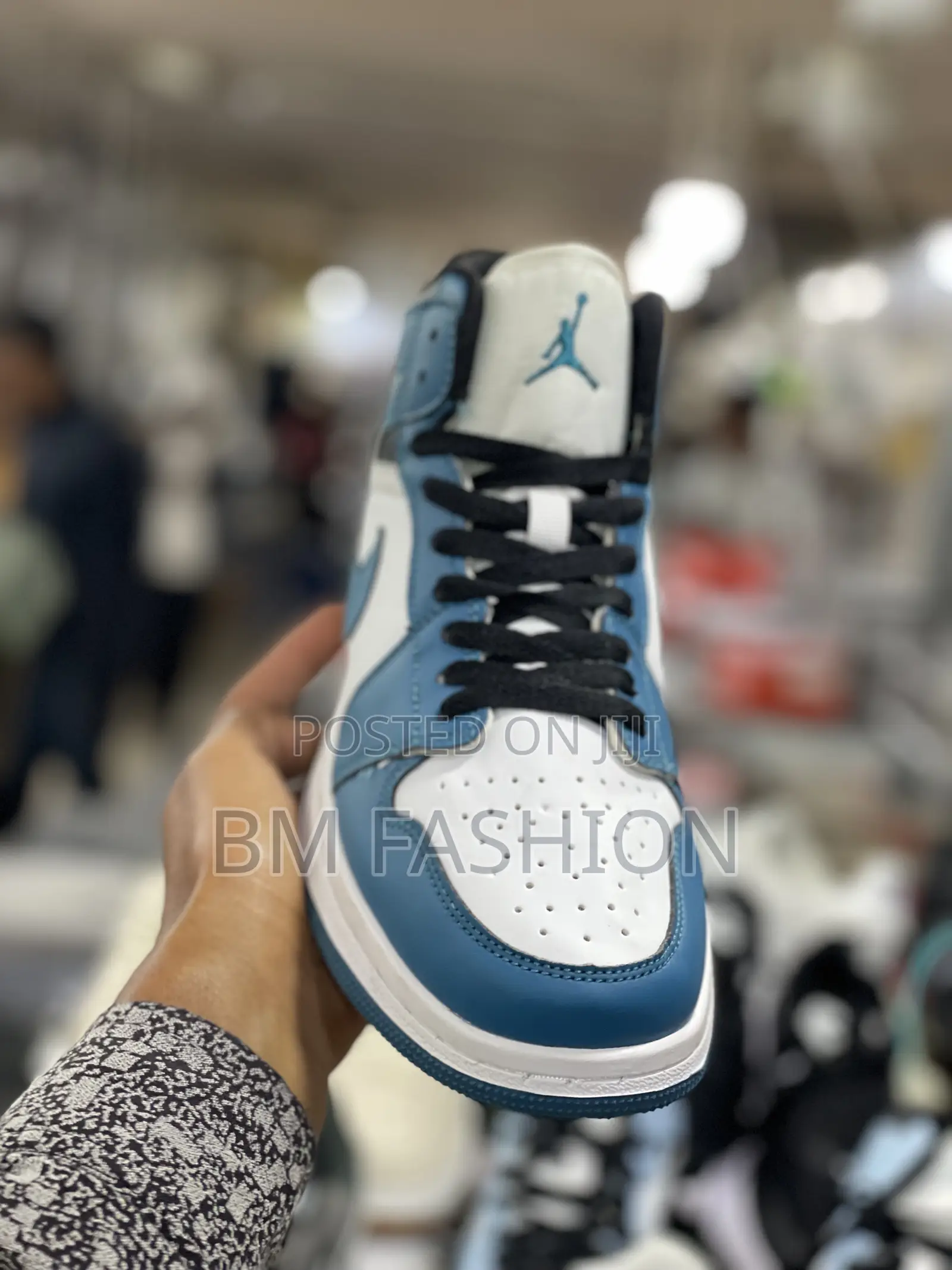 Jordan 1 Chicago Blue Brand New Mens Sneakers