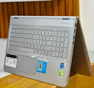 New Laptop HP Envy X360 8GB Intel Core I7 HDD 1T
