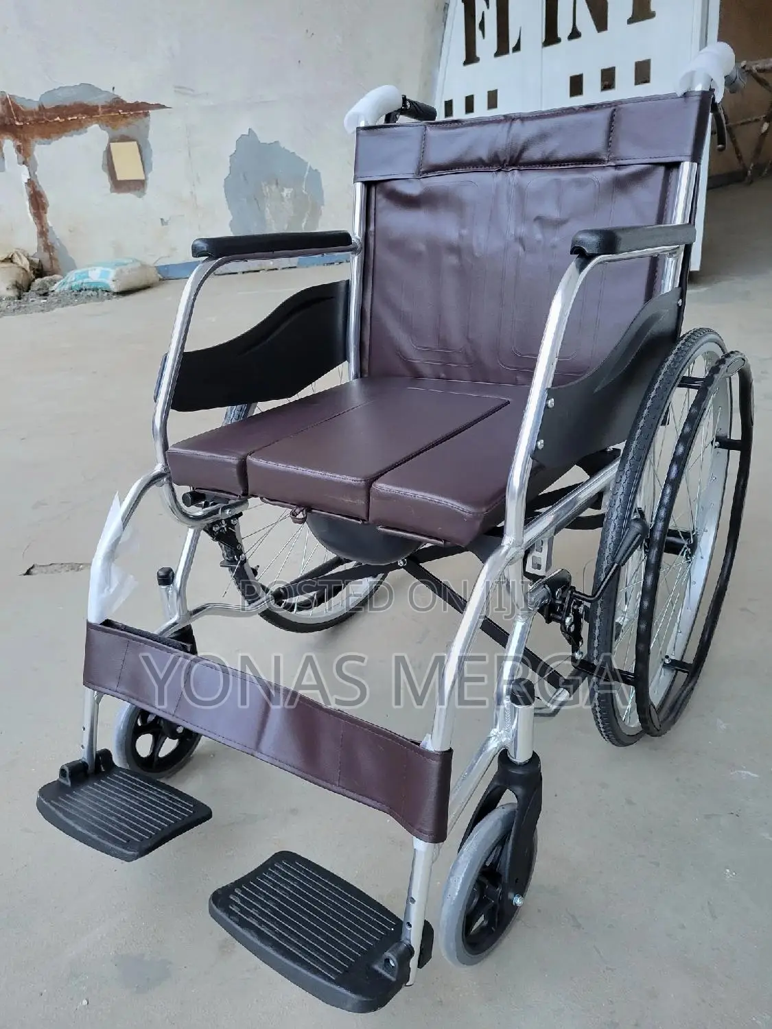 Toilet+Pot Wheelchair窪°Wheelchair頑፫wheelchair)Œwheelchair圣占wheelchair