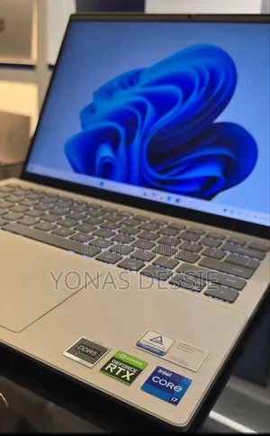 New Laptop Dell Inspiron 14 16GB Intel Core I7 SSD 512GB
